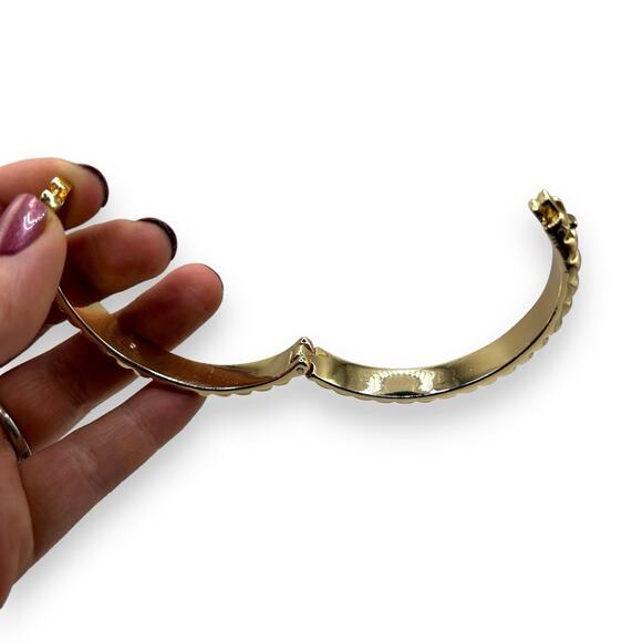 NEW Macy's ON 34TH Gold Textured Bangle Bracelet Minimalist Modern Hinge - Picture 8 of 9